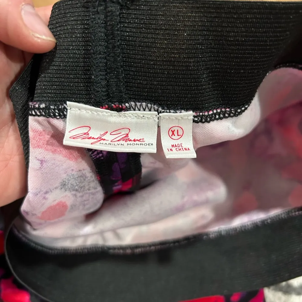 Marilyn Monroe Pink Knee-Length Pencil Skirt for Cocktail Size XL - Image 2