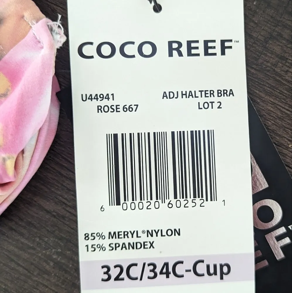 NWT Coco Reef Underwire Halter Multicolored Swim Top with White‎ Stones 32/34C - Image 8