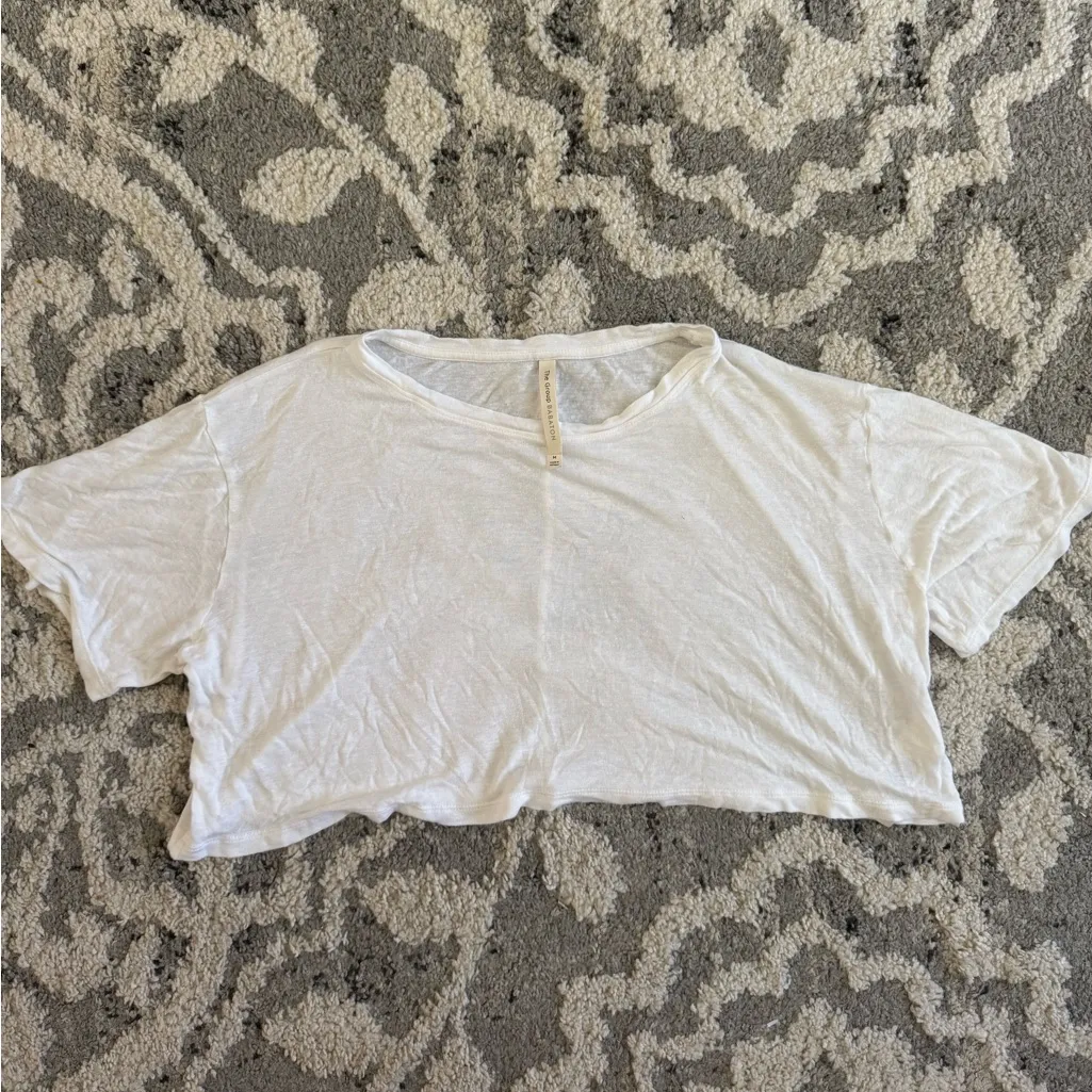 Aritzia The group babton white short sleeve crop top⭐️ - Image 3