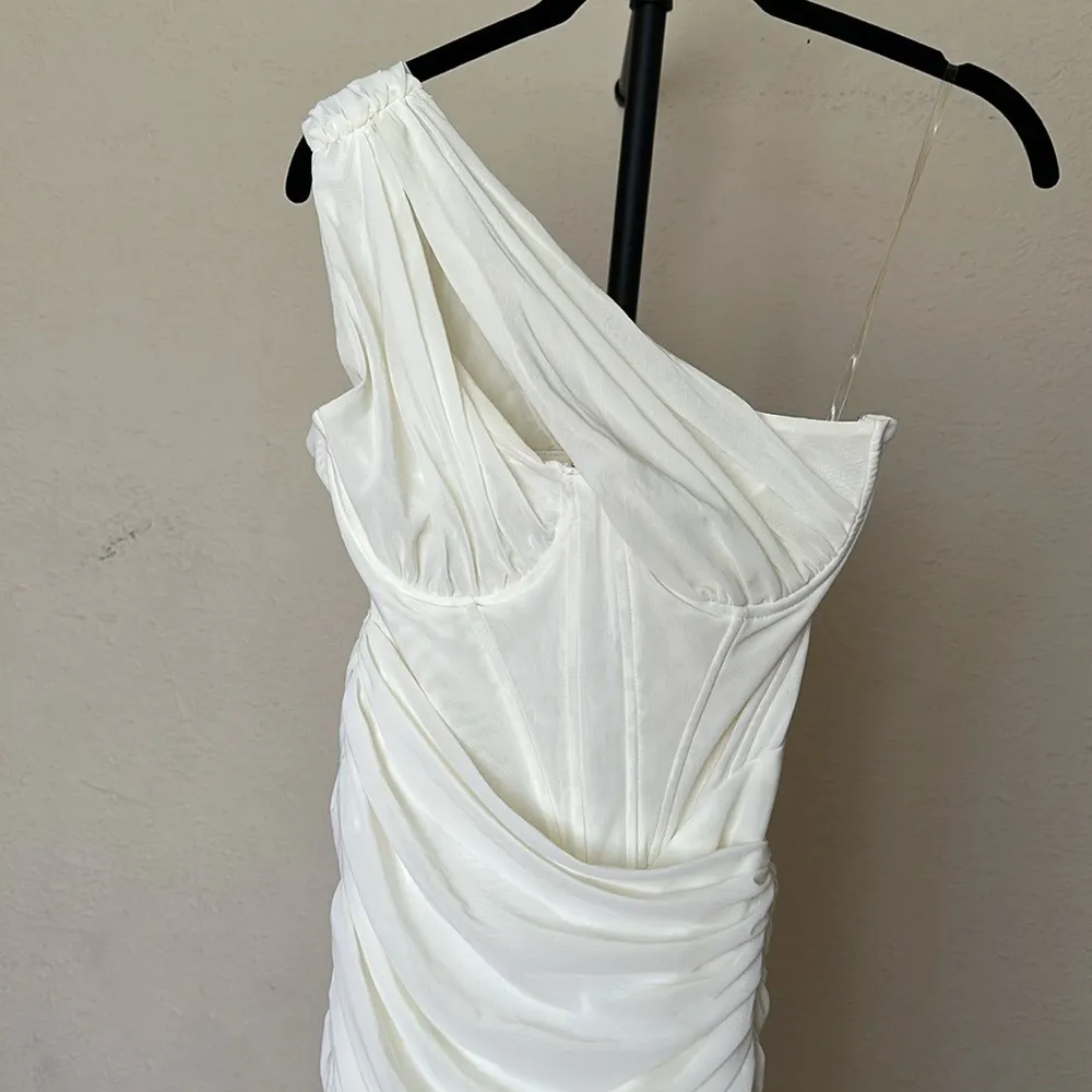 HOUSE OF CB   'Valentina' Ivory white Asymmetric Cutout Midi Dress NWOT Size S‎ - Image 13