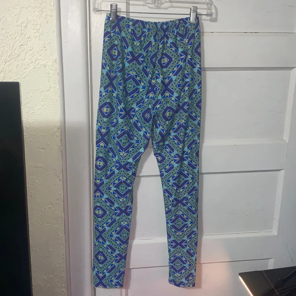 LuLaRoe Geometric Blue, Green & Red Elastic (Classic) Waistband Leggings - Image 2