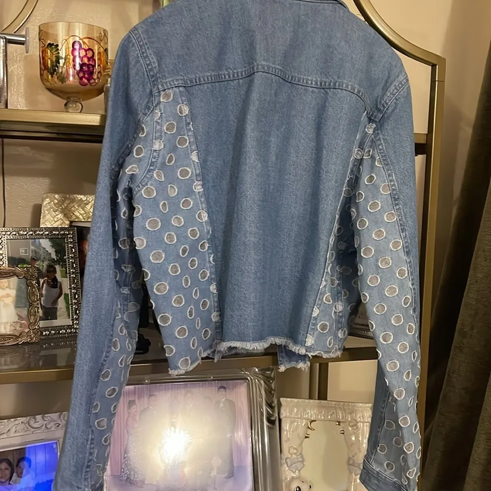 J Brand Women’s Cyra Polka Dot Panel Crop Denim Blue Jean Jacket - Image 5