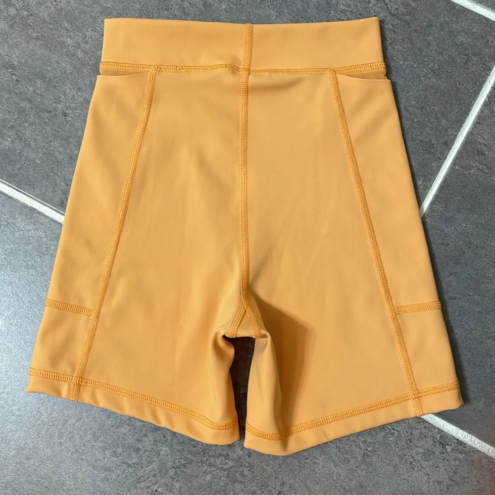 Offline by Aerie Goals High-Rise Pocket 4” Bike Short size XXS - Image 2