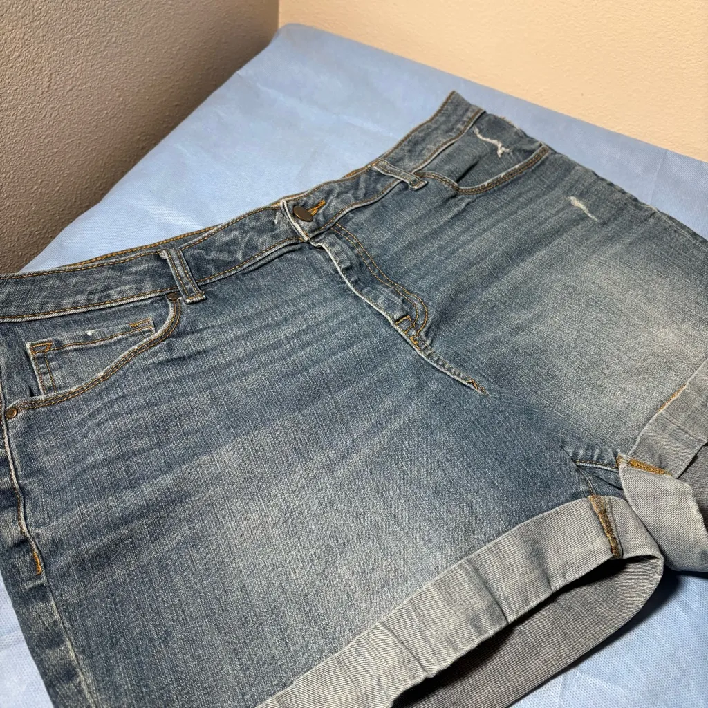 Apt. 9 Blue Denim Shorts - Image 14