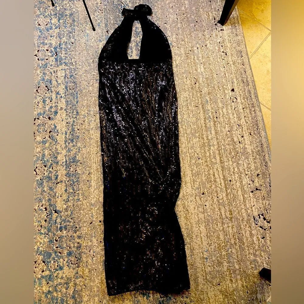 x REVOLVE Rick Gown in Black - Image 6