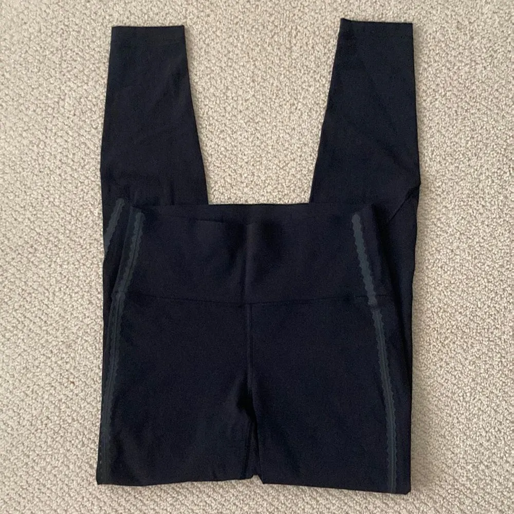 Lululemon Stop Drop & Squat Tight 28” Luxtreme High Rise HR Pant 6 Black VEUC - Image 5