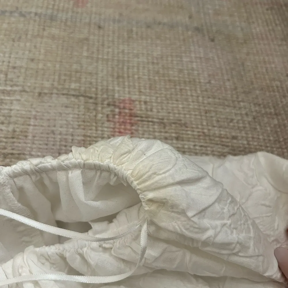 NWT Printed Bubble top White - Image 4