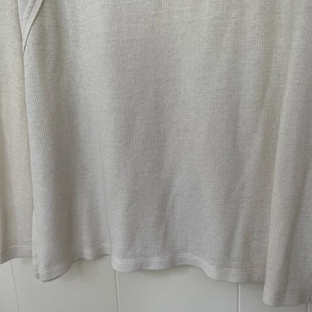 Lucky Brand Cream Waffle Knit Top Long Sleeve V-neck Thermal Shirt ~ Size M - Image 12