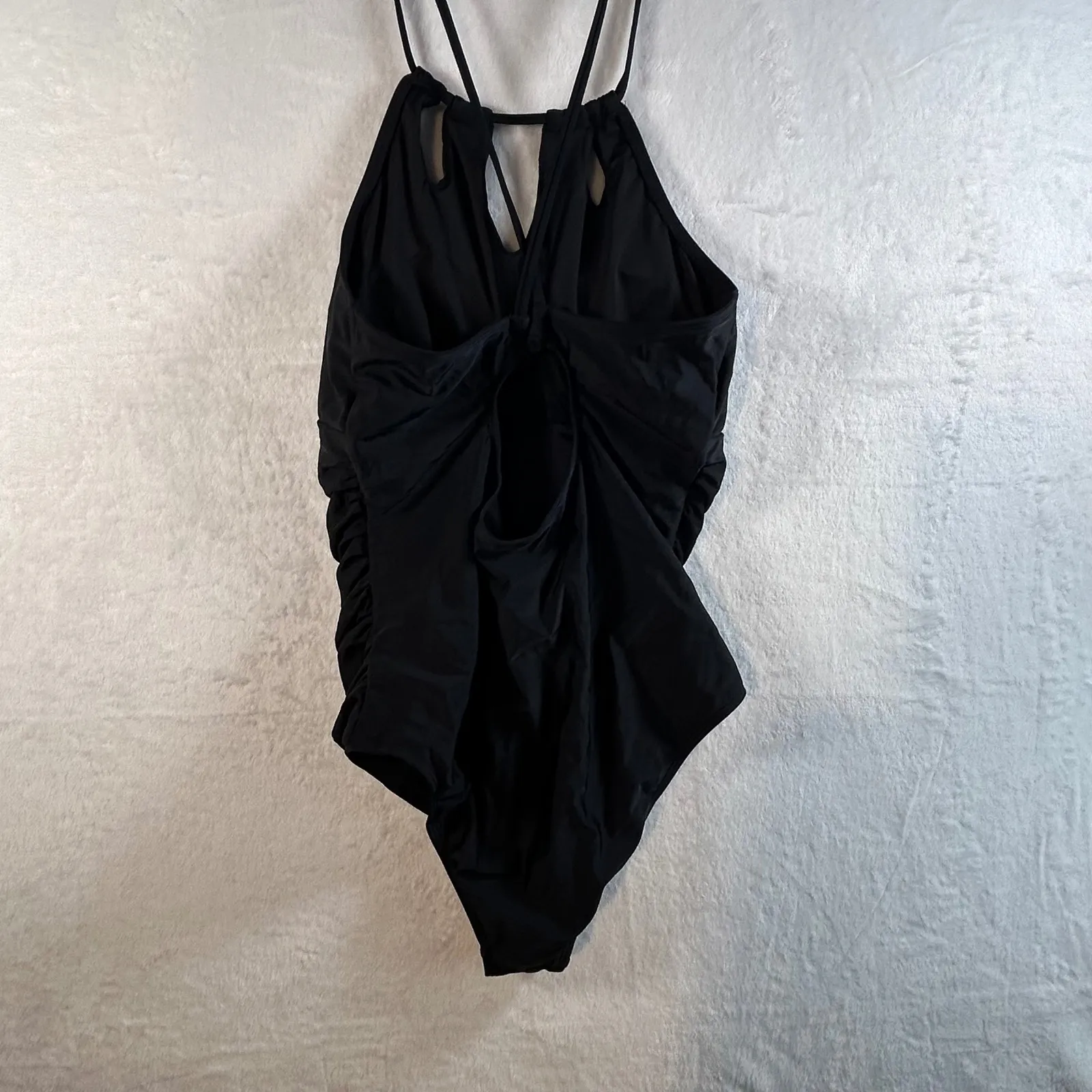 CUPSHE Black Halter Neck Ruched One Piece Swimsuit Women's Size L - Image 6