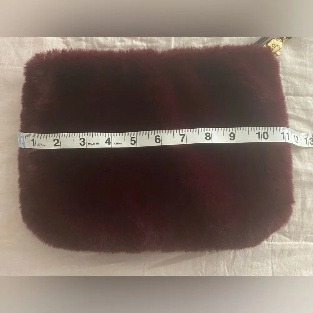NEW Stella & Dot The Maven Burgundy Faux Fur Clutch Wristlet Pearl - Image 13