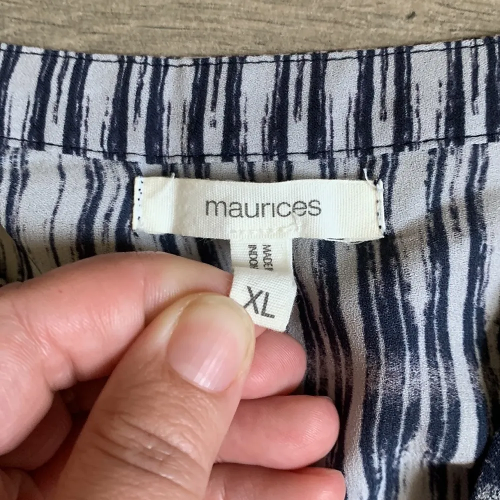 Maurice’s patterned blouse - Image 3
