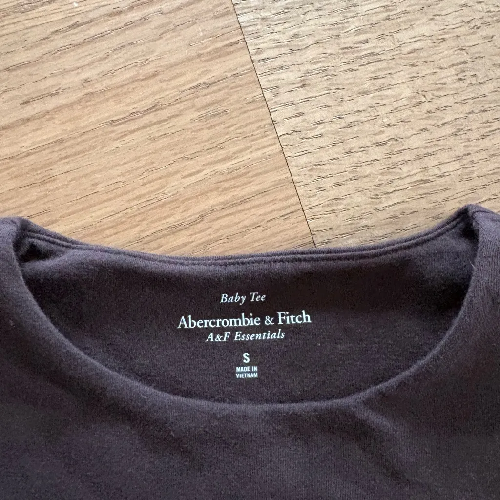 Abercrombie bra free collection baby t - Image 2