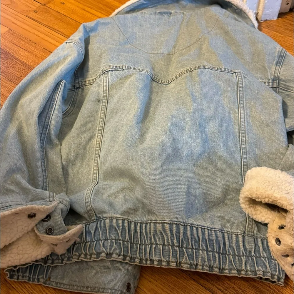 Free People Ariel Jean Jacket Medium Sherpa Lined Bomber Luxe Bohemian Fall Cozy - Image 5