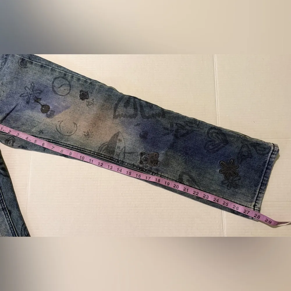 BDG Cowboy Jeans Hi Rise Grey Embroidered Thread Graffiti Doodle Straight Leg-25 - Image 10