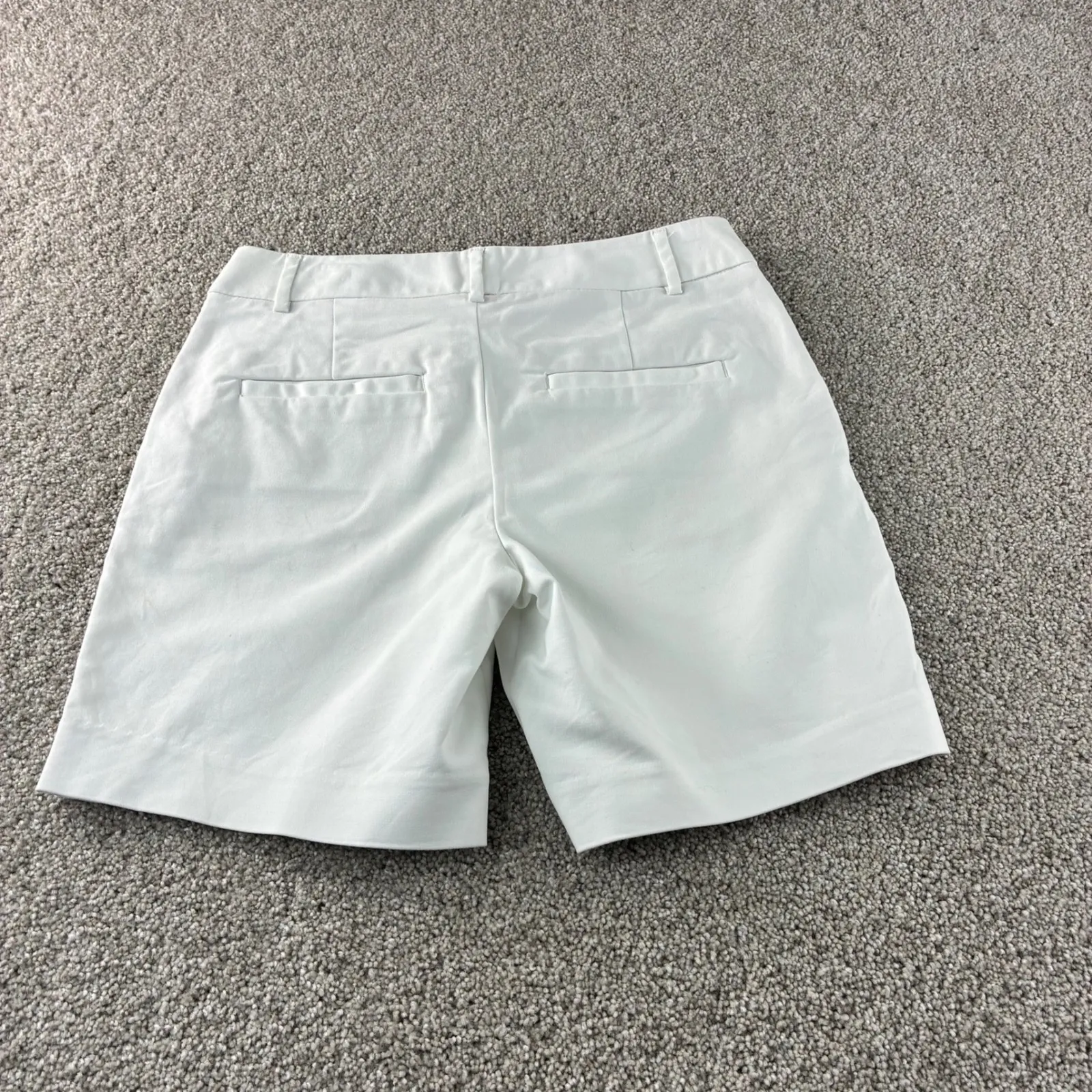 Lilly Pulitzer Women's White‎ Bermuda Shorts Pockets Golf Preppy Casual Size 2 - Image 4