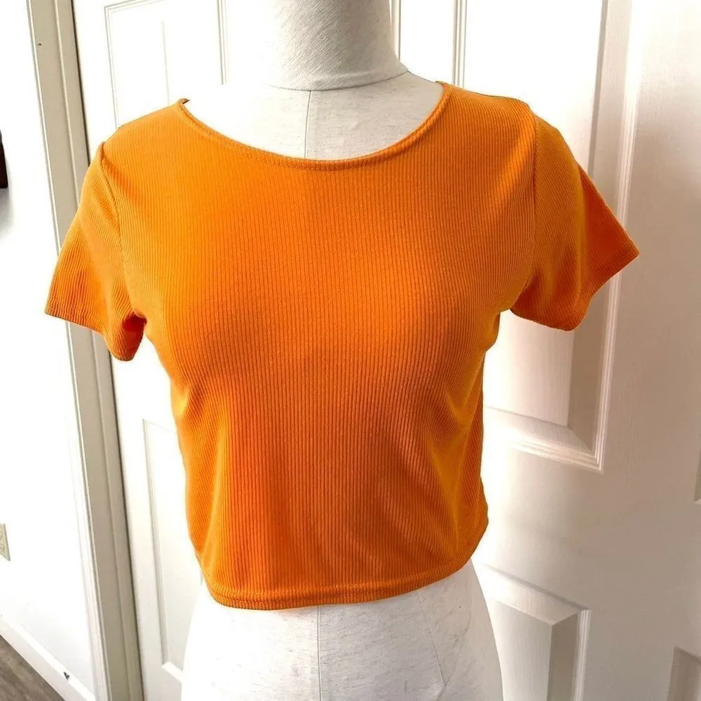 Boohoo cropped orange short sleeved top - Image 10