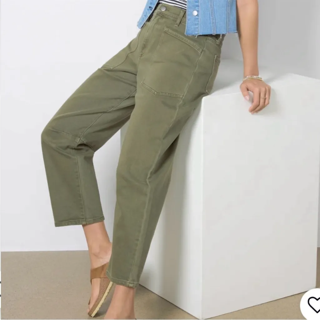 Like New EVEREVE Cora Pants Olive
Size 31 Retail $138.00 - Image 4