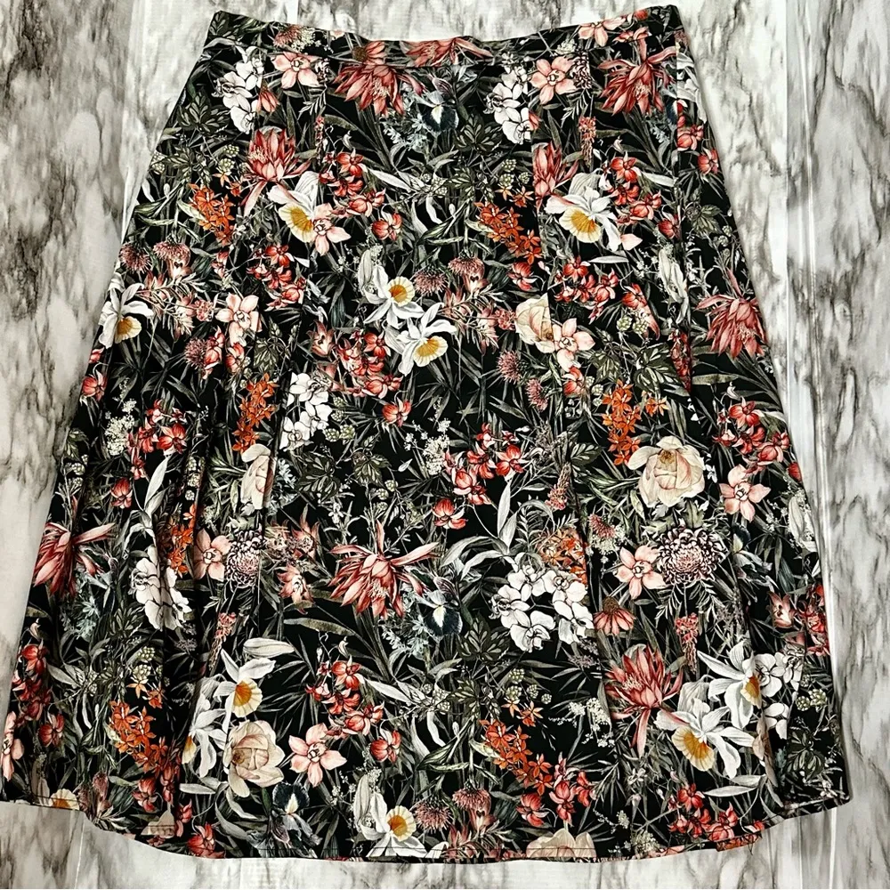Antonio Melani Womens Sz 14 Bold Floral A-Line Line Skirt Orchid Bouquet Print - Image 2