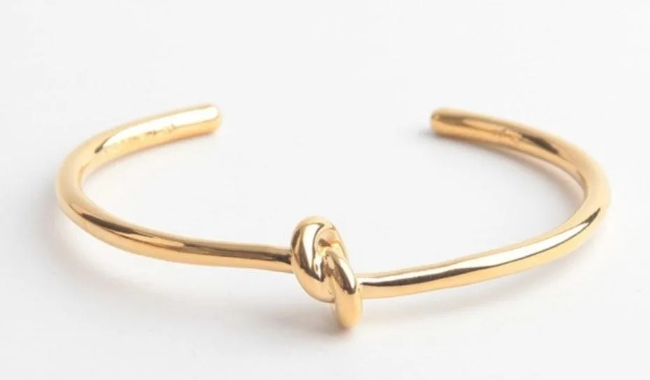 Knot Bracelet Gold - Image 6