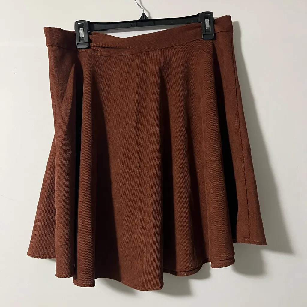 Brown Button-Up Women's Skirt - Image 3
