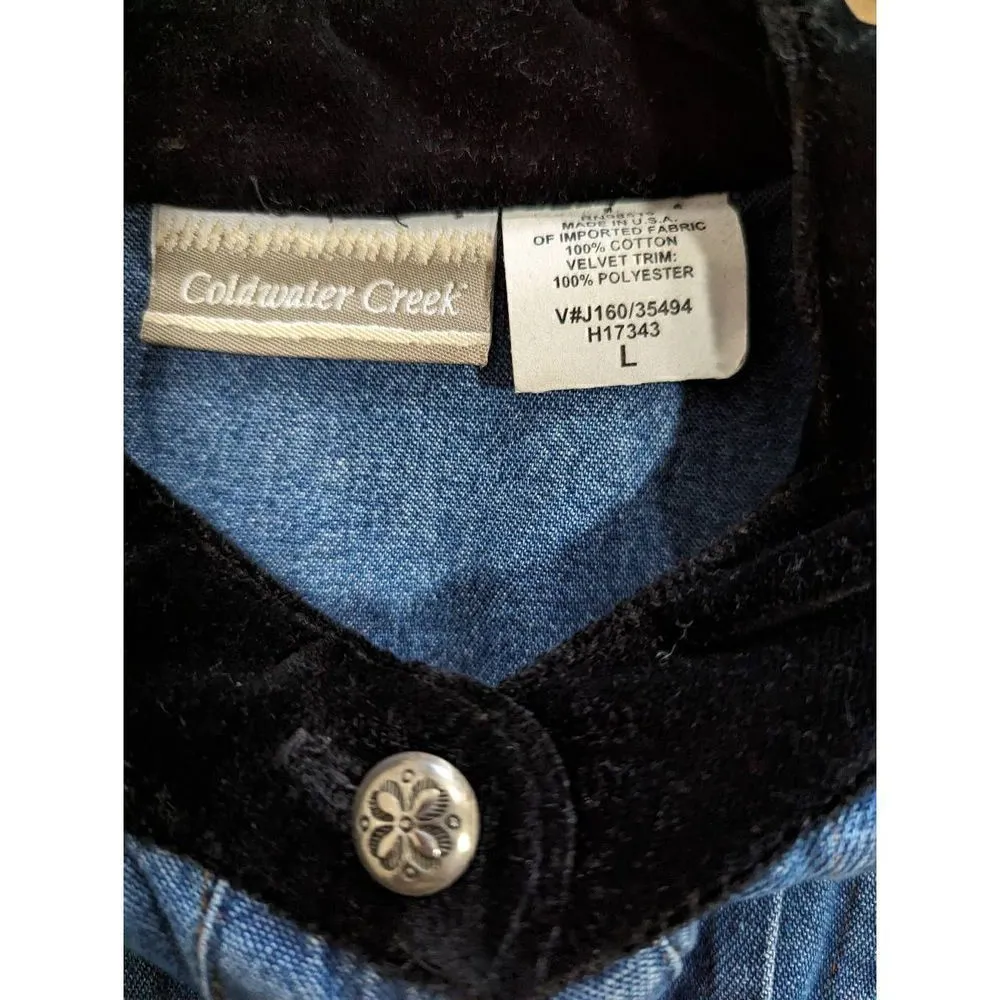 Coldwater Creek denim shacket with velvet cuffs size Large - Image 4