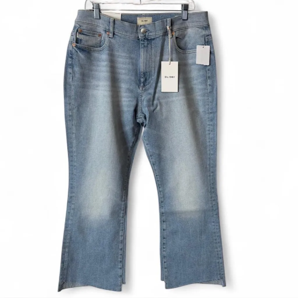 DL1961 Instasculpt Light Wash Bootcut Jeans - Image 3