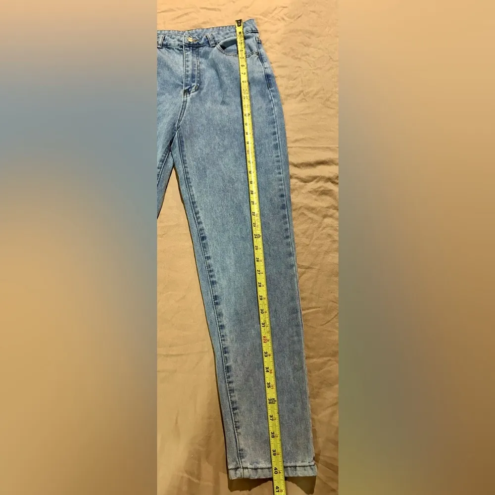 🏷️🏷️ladies S (US/4) “wonderful” by SHEIN light/dirty wash mom jeans - Image 9