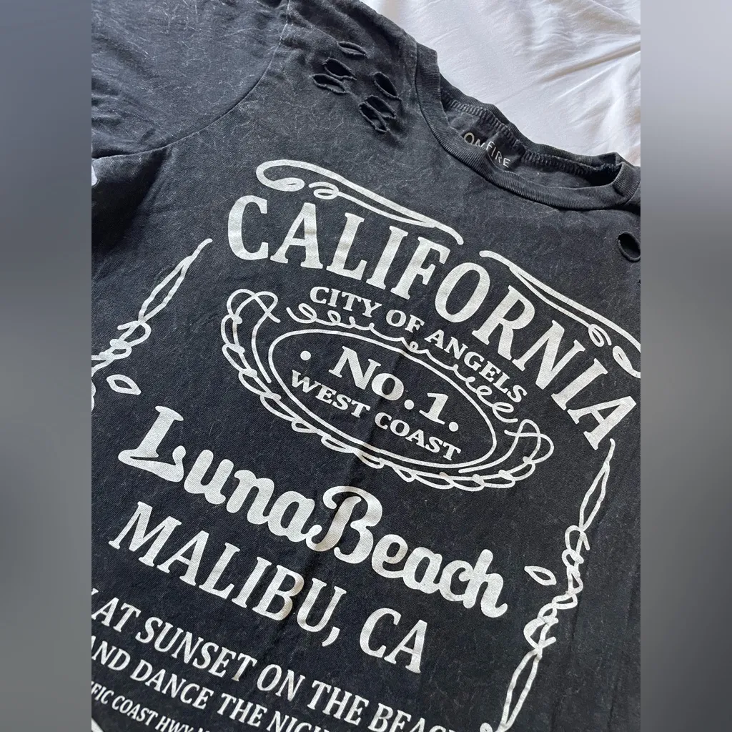 City of Angels Graphic Tee - Image 2