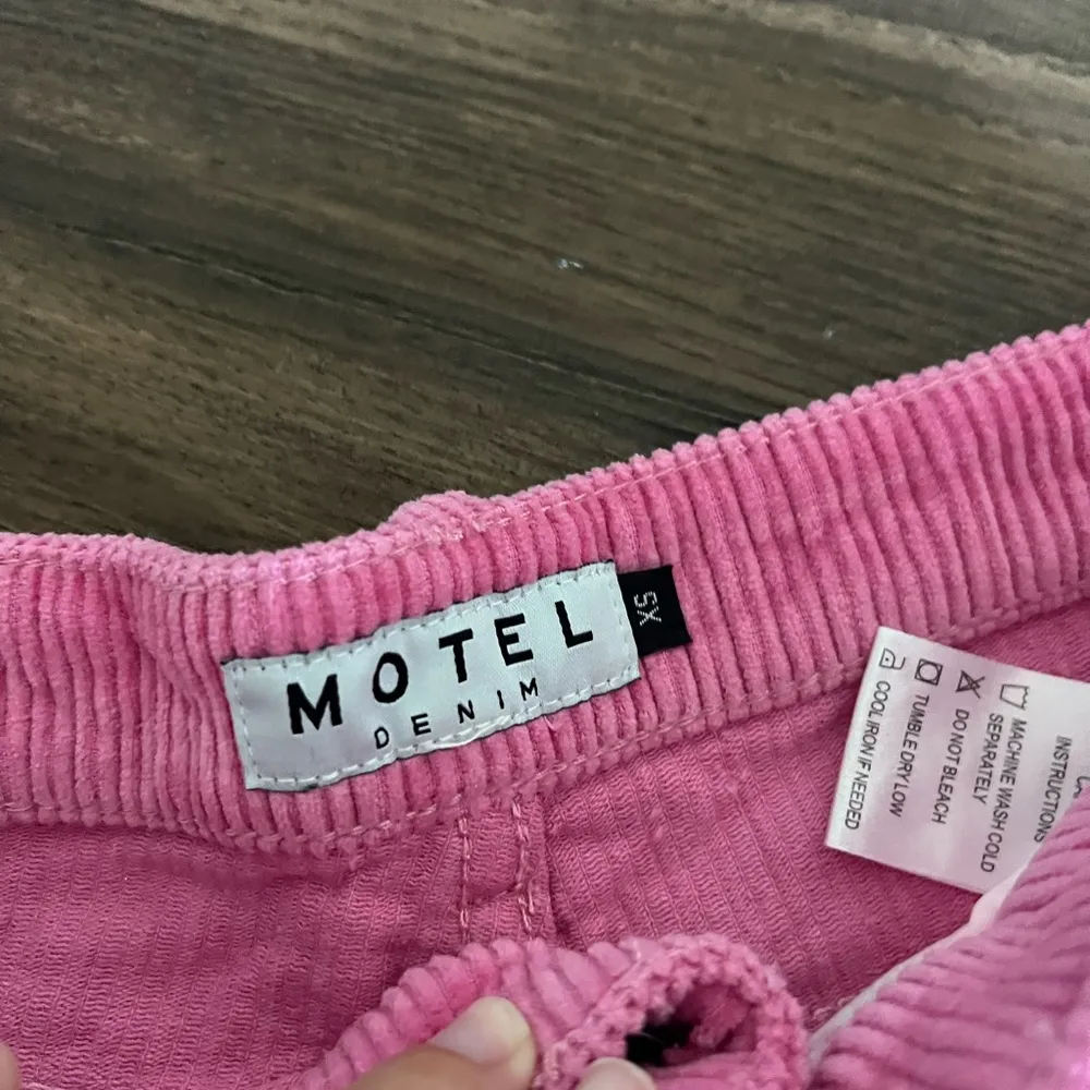Motel Rock Parallel Trouser In Cord Bubblegum Pink corduroy pants - Image 3