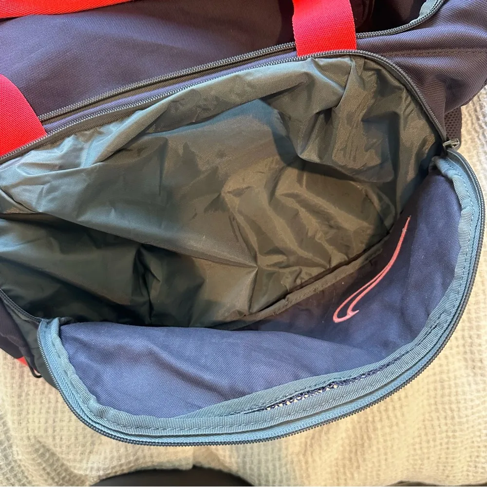 Nike Team Training Max Air Sports Gym bag Tote duffel bag pink purple grey - Image 8