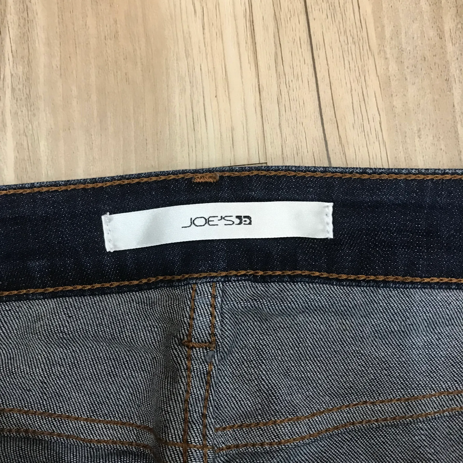 Joes Jeans Icon fit bootcut dark denim sz 32 short.  - Image 9