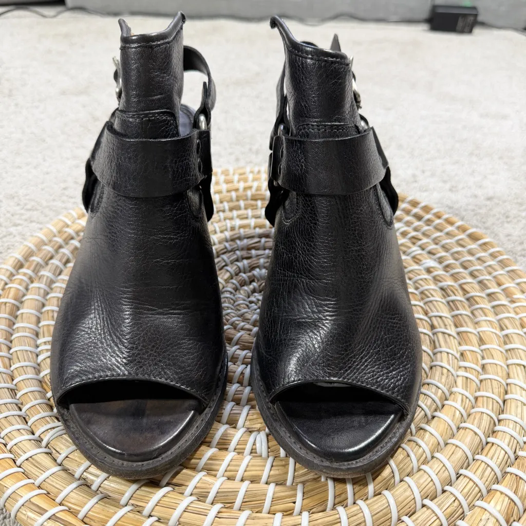 Frye Women’s Izzy Harness Slingback Booties Block Heeled in Black Leather 7.5B - Image 3