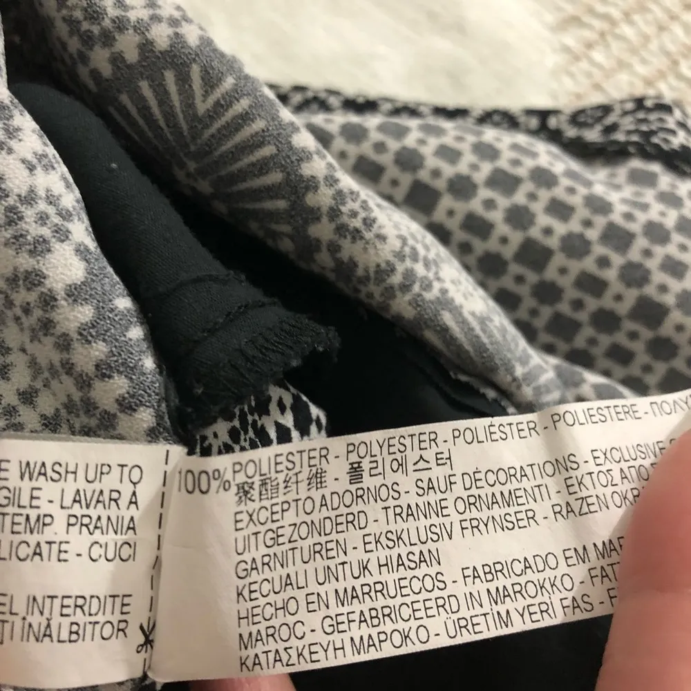 Zara Printed Shorts - Image 4