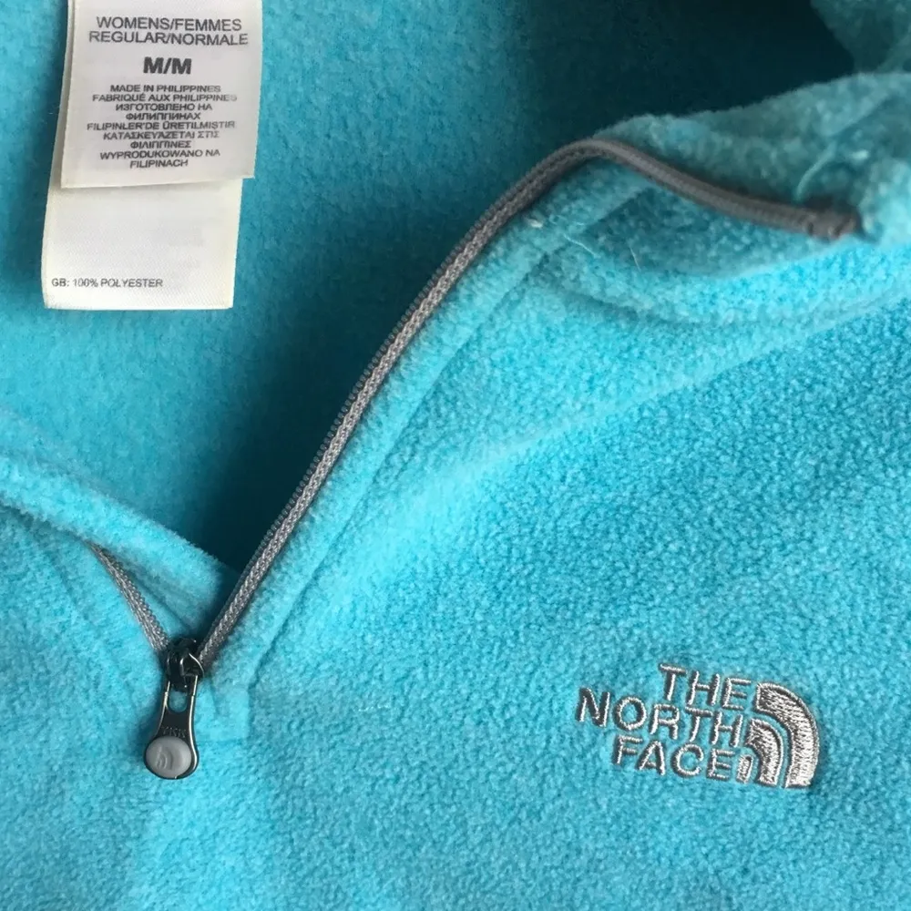 THE NORTH FACE medium blue sweater - Image 2