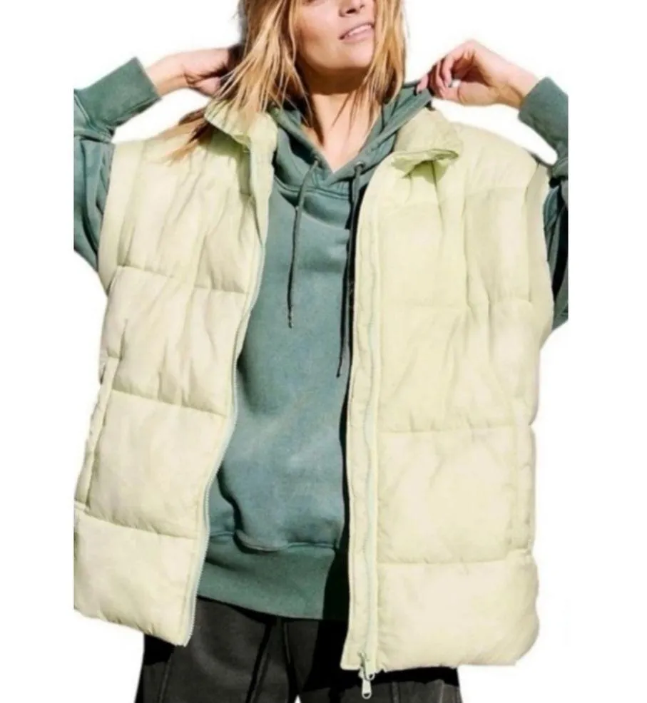 Free People In a bubble Puffer Jacket - Image 3