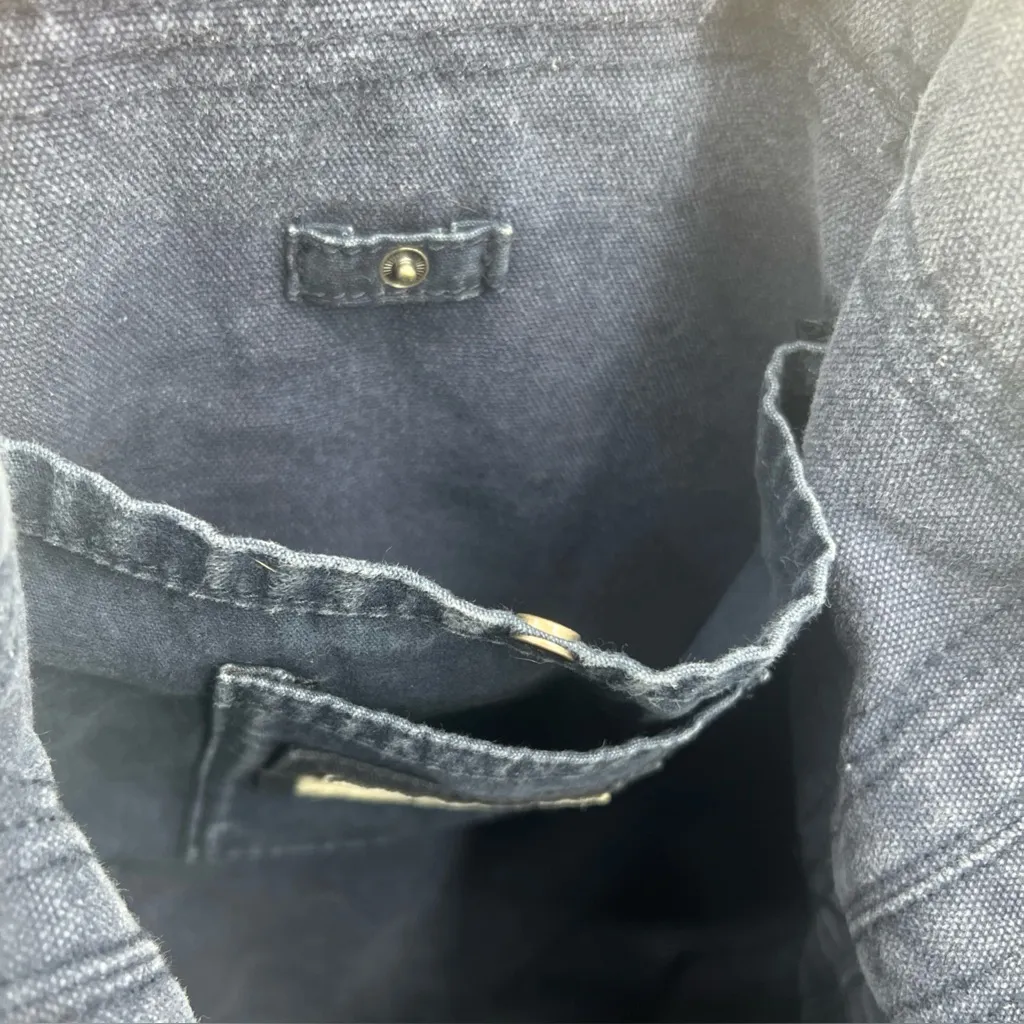 Abercrombie & Fitch Tote Bag with Iconic Logo - Image 6