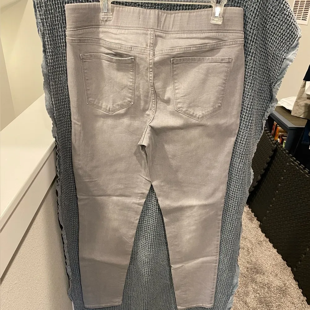 COPY - Old Navy Rockstar Jeggings Grey 12R Stretchy Comfy Mom Tummy Friendly - Image 5