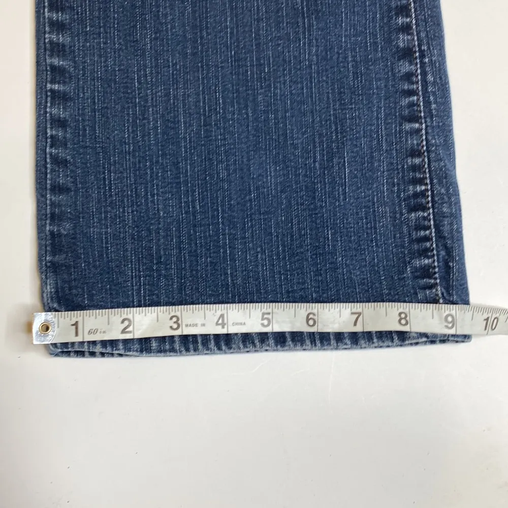 Levi’s Women’s Dark Blue Wash Wide Leg Denim Jeans EUC Sz 16P Cotton Stretch - Image 8