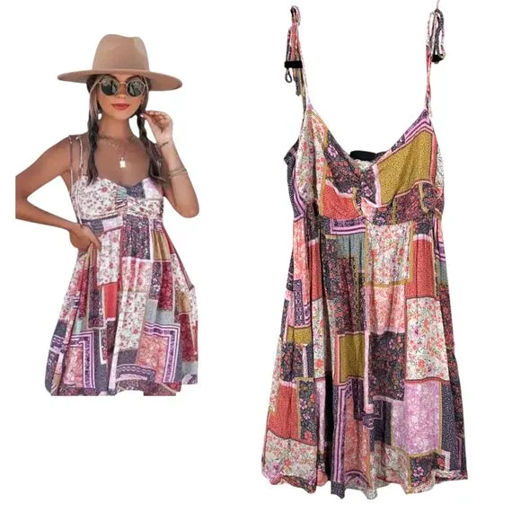 Vici Flowy Boho Bohemian Patchwork Hippie Mini Dress Size Large - Image 2