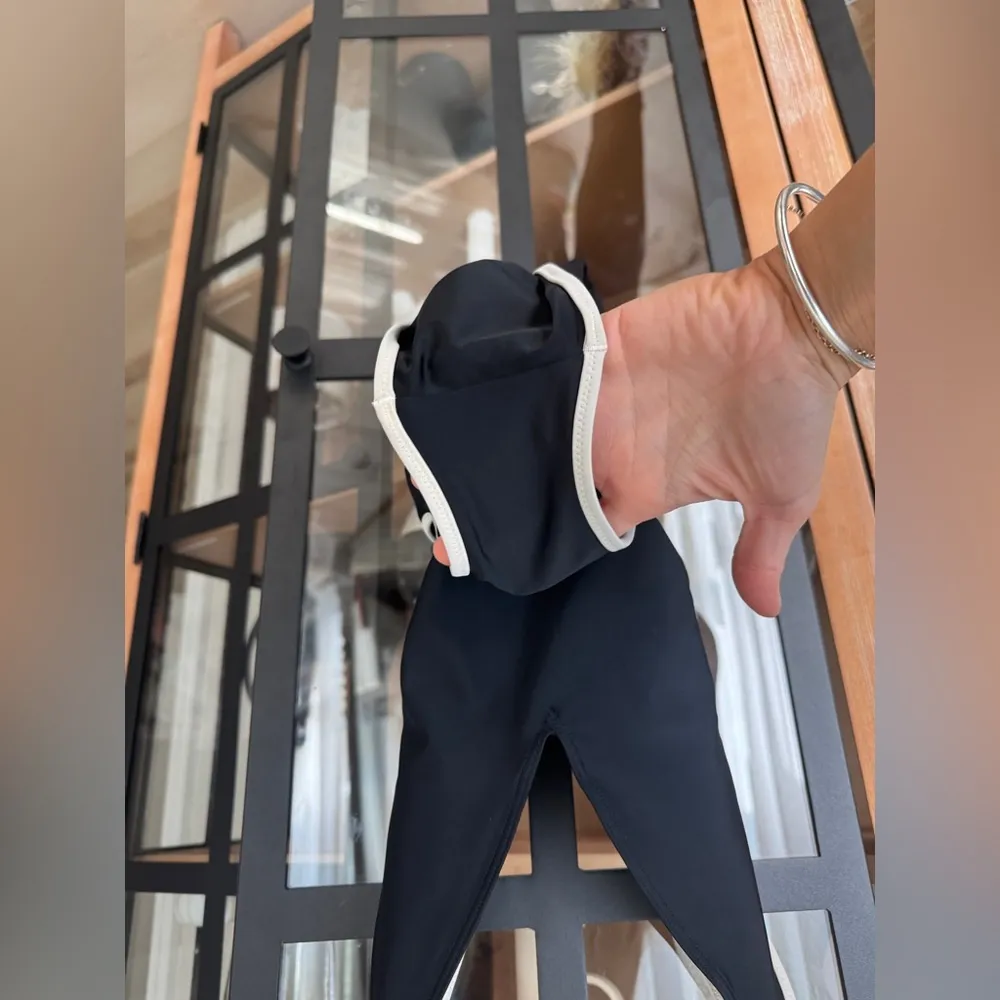 Aerie Daisy cutout one piece swimsuit floral flower vneck criss cross back - Image 8