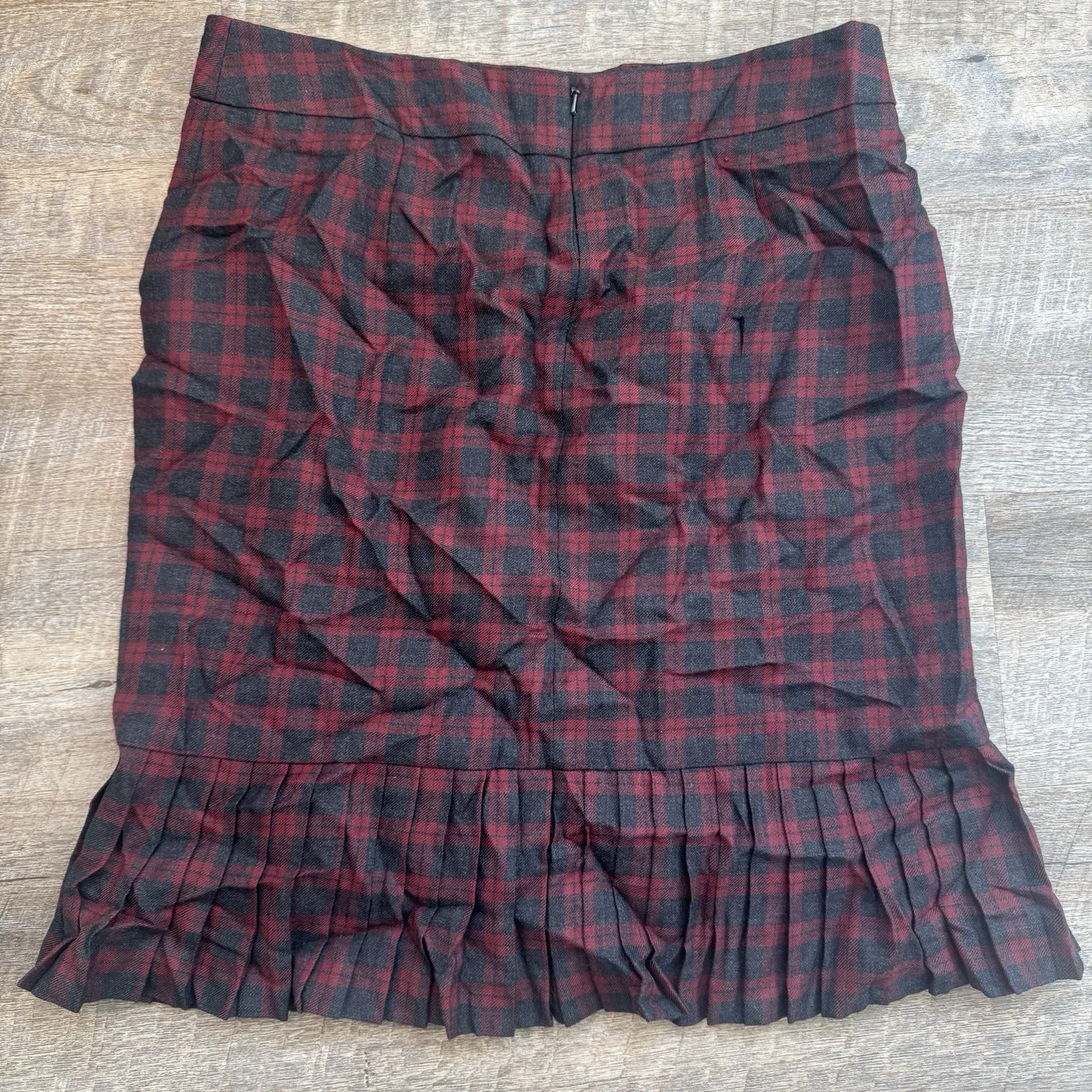 346 Brooks Brothers Women's Vintage Red Plaid Knee Skirt 100% Wool Size 12 - Image 3
