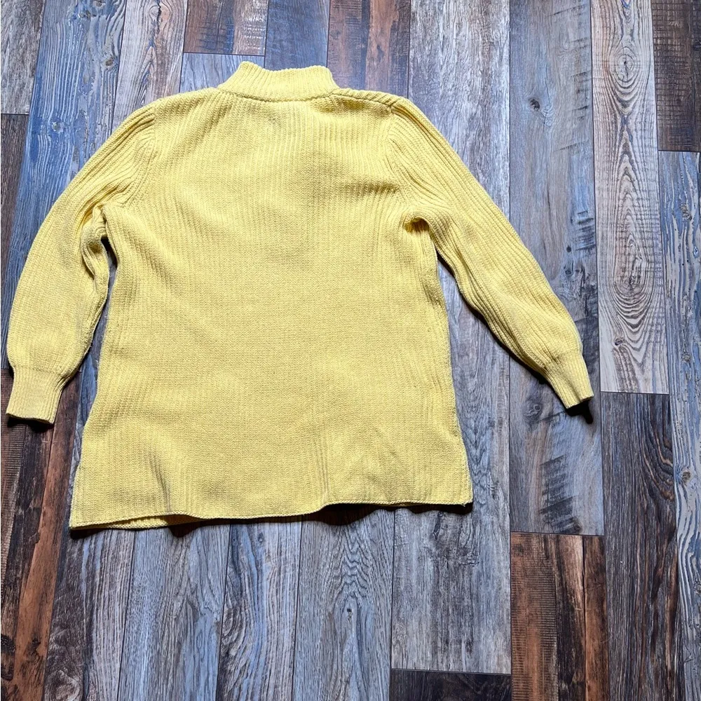 Soft surroundings butter yellow sweater size large - Image 4