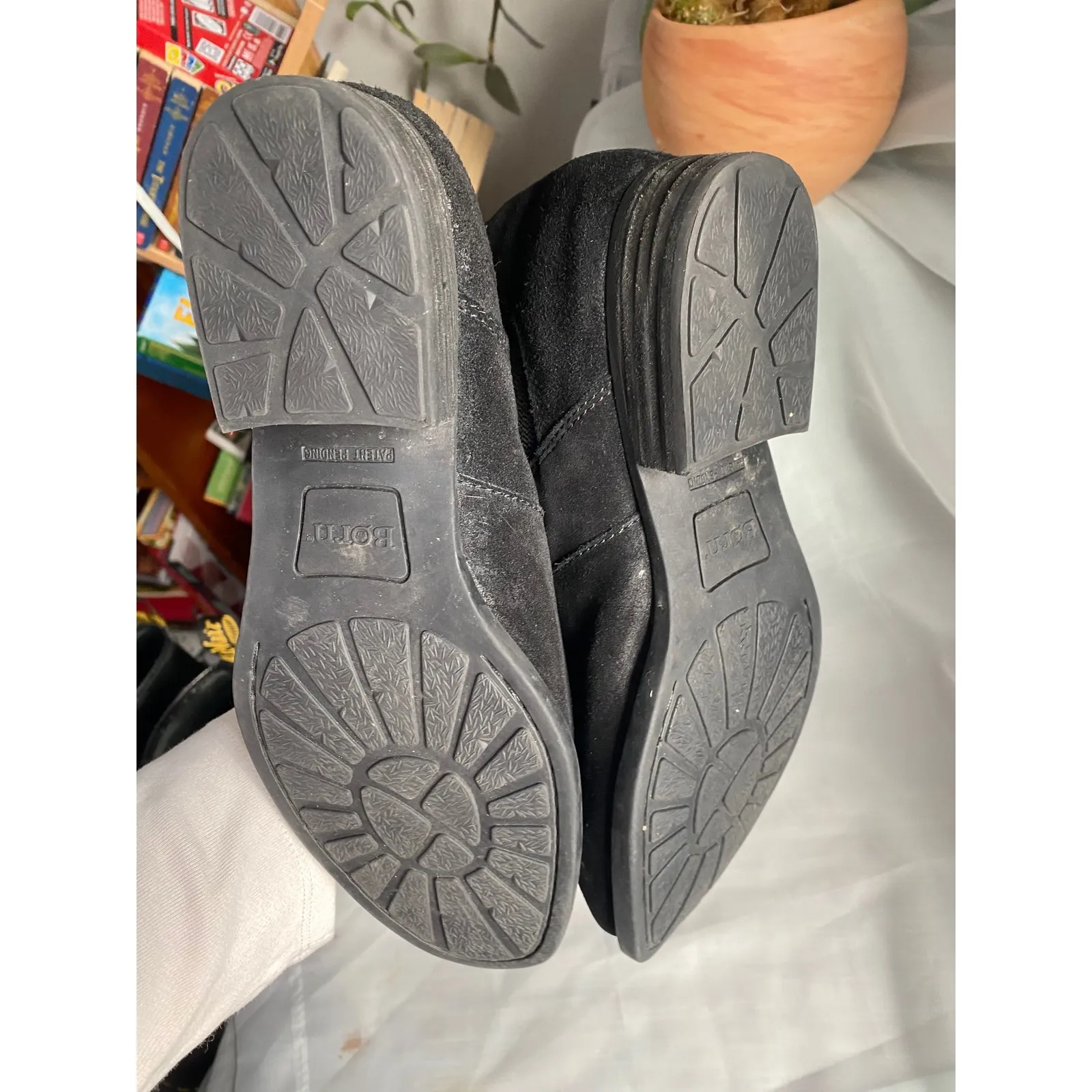 BORN Suede Chelsea Black Ankle Boots 9.5 Boho Western Heritage Capsule Cowgirl - Image 8