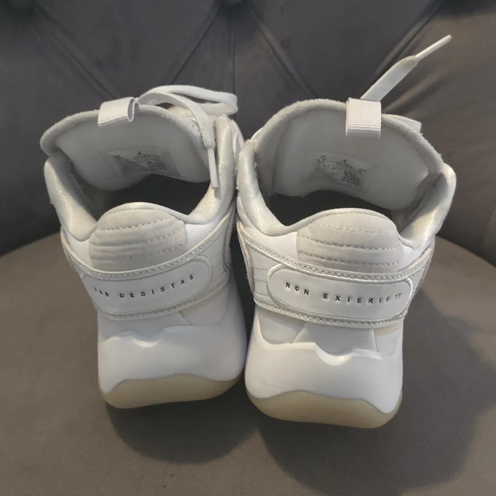 Jordan White Sneakers - Image 4
