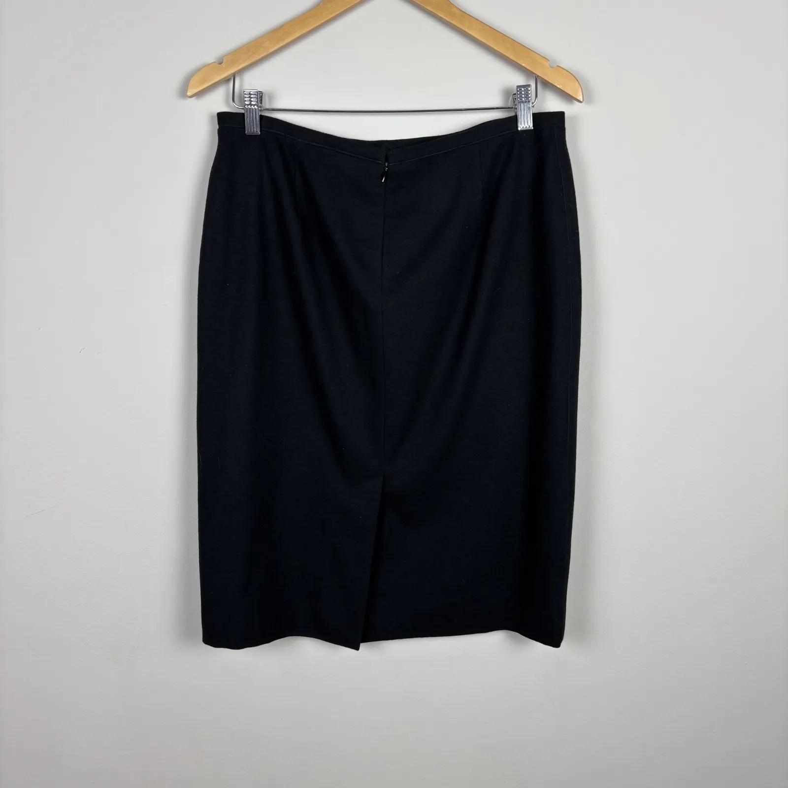 Calvin Klein Pencil Skirt Women 10 Black Wool Cashmere Slit Preppy Made in Italy - Image 4