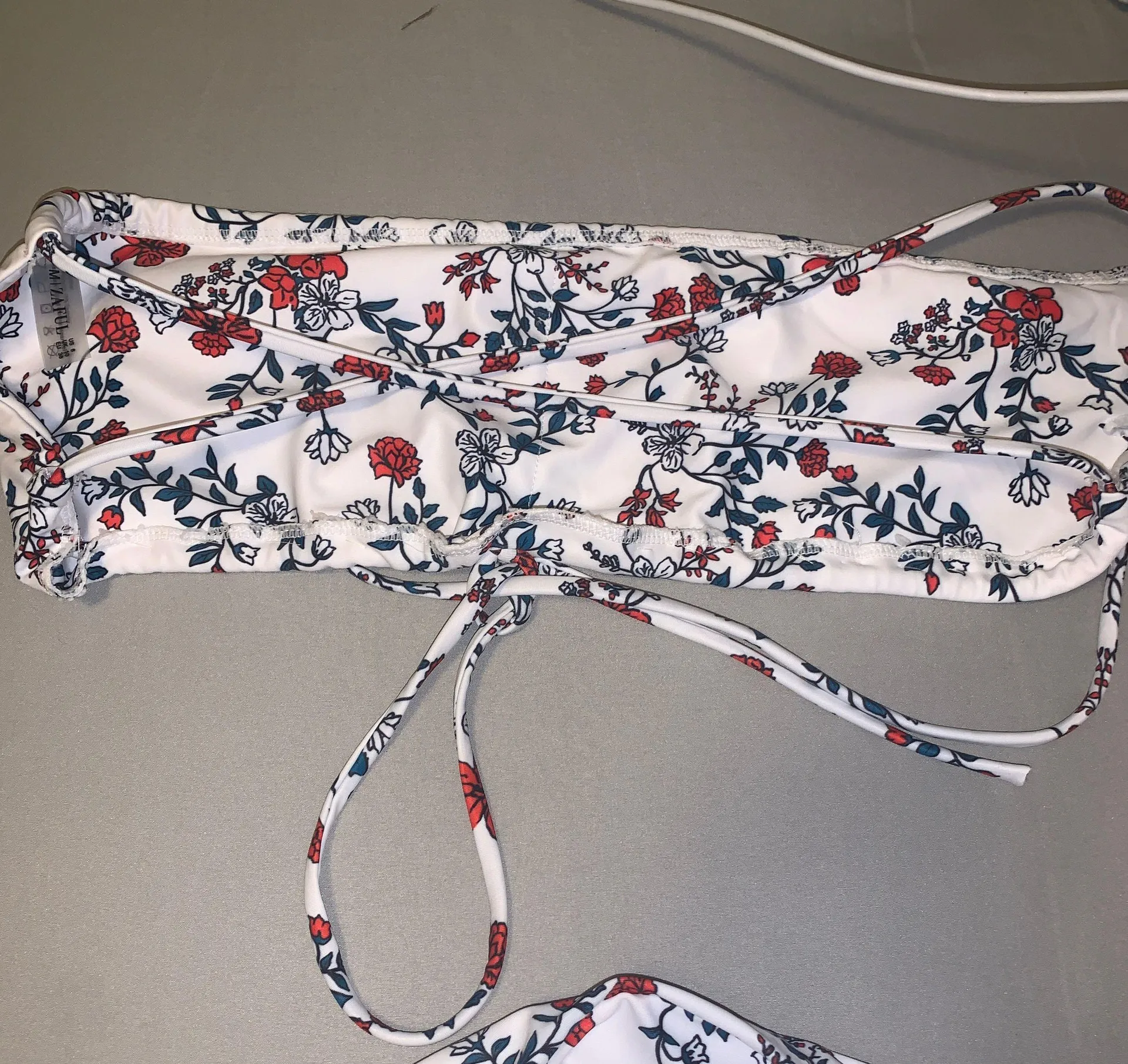 Zaful Bandeau Bikini set - Image 2