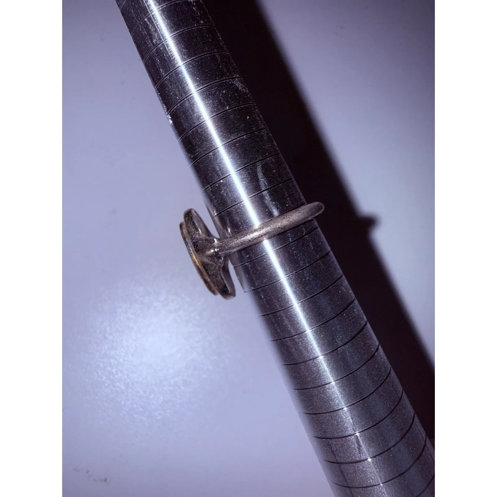 Vintage Avon 1970s Mother Of Pearl Large Abalone Shell Solitaire Ring ADJUSTABLE Silver - Image 4