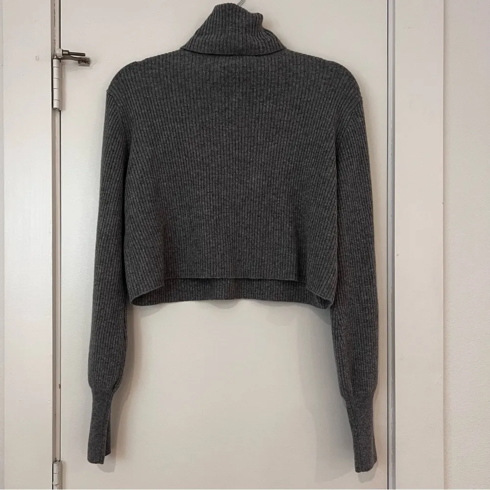 Reformation Luisa Grey Turtleneck Cashmere Sweater - Image 3