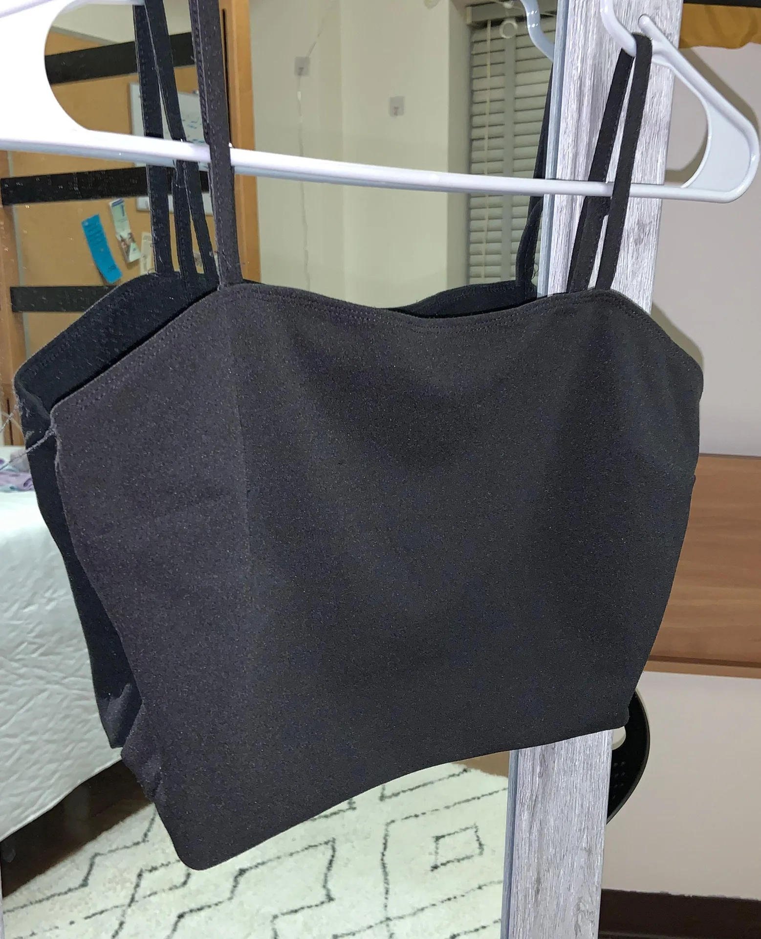 Revamped Cropped Tanktop - Image 3