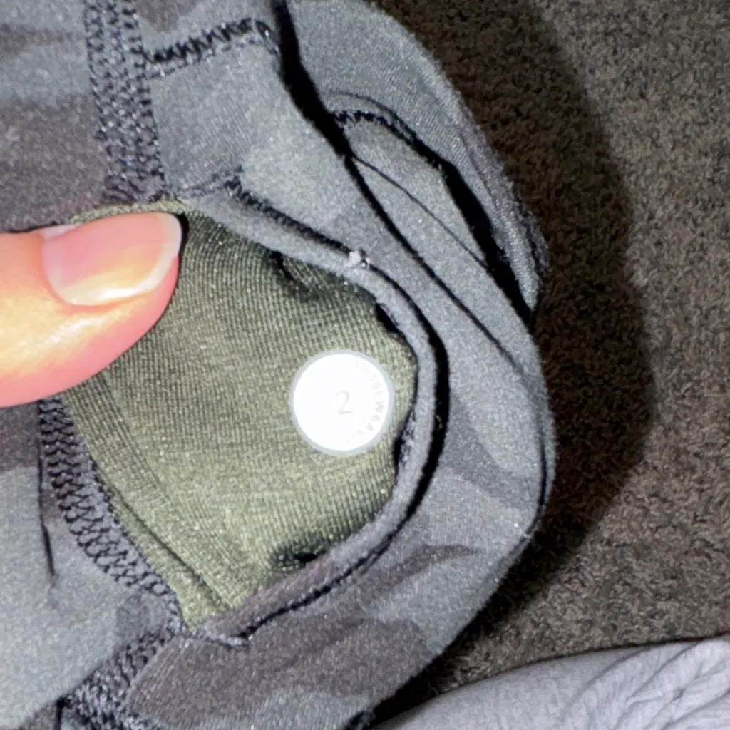 Lululemon Athletica Incognito Camo Multi Gator Green - Image 5